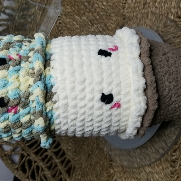 Crochet Ice Cream Cone Stuffy Neapolitan Superman Vanilla Waffle Hand Crafted - Picture 8 of 9